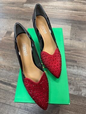 Brand New J. Renee Coopid Pump Black Red Heart Pointed Toe Heel Shoe Size 6